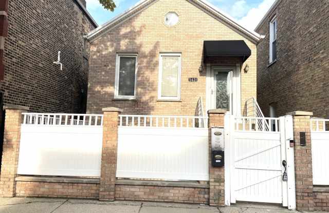 3421 S Wallace Street - 3421 South Wallace Street, Chicago, IL 60616
