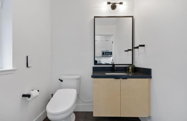 202 Panetta Ave Unit 1 Gallery 3