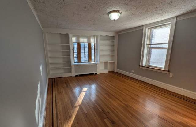 South Lake Apartments Gallery 3
