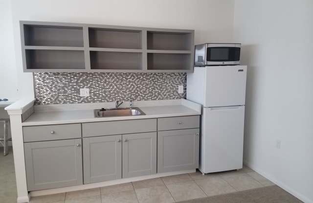454 Garey - 454 Garey Drive, Vista, CA 92084