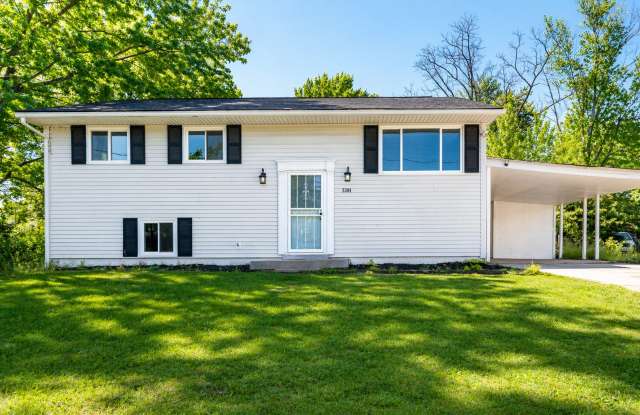 This charming 5-bedroom, 2-bathroom home is available for $2,000/month. photos photos