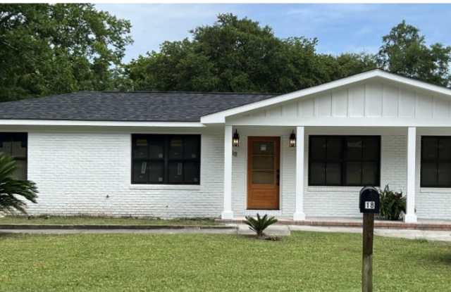 18 Ellen Avenue photos photos
