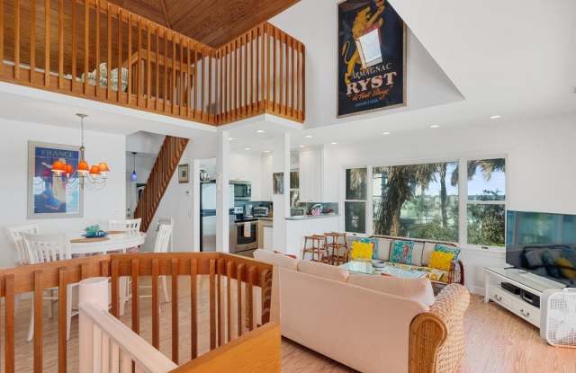 9470 Doubloon Drive Gallery 4