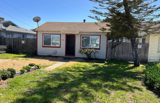 1326 Longbranch Ave. - 1326 Longbranch Avenue, Grover Beach, CA 93433