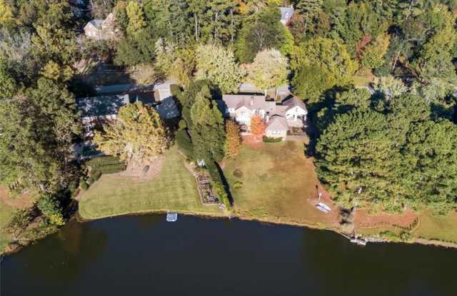 2950 Rivermeade Drive NW Gallery 4