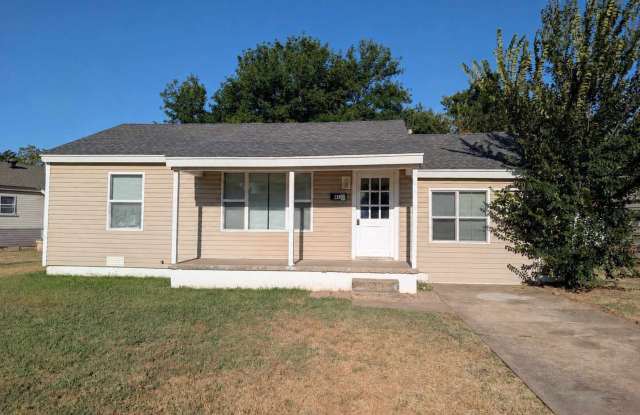 Freshly Updated & Move-In Ready photos photos