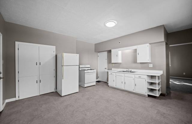 120 15th St. Beaver Falls Pa 15010 - 120 15th Street, Beaver Falls, PA 15010