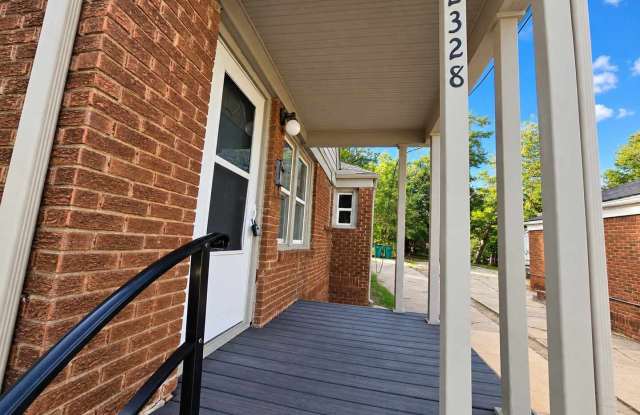 1 Bedroom Duplex in a Convenient OKC Location Gallery 4
