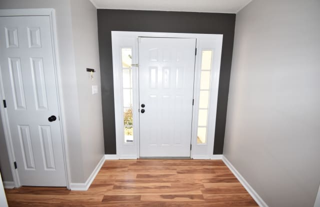3412 E Henderson Way Pet Friendly Home for Rent!!! Gallery 4