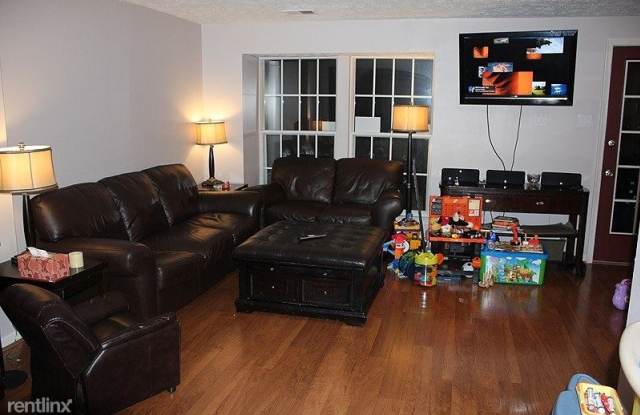 6008 Thoroughbred Way Gallery 2