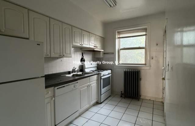 916 Reba Pl. - 916 Reba Place, Evanston, IL 60202 916 Reba Pl. - 916 Reba Place, Evanston, IL 60202