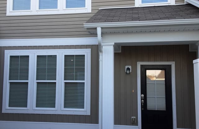 Beautiful townhome in International Club - 760 Pickering Drive, Horry County, SC 29576