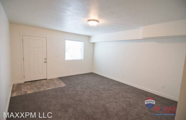 98 E 670 N - 98 East 670 North, Castle Dale, UT 84513
