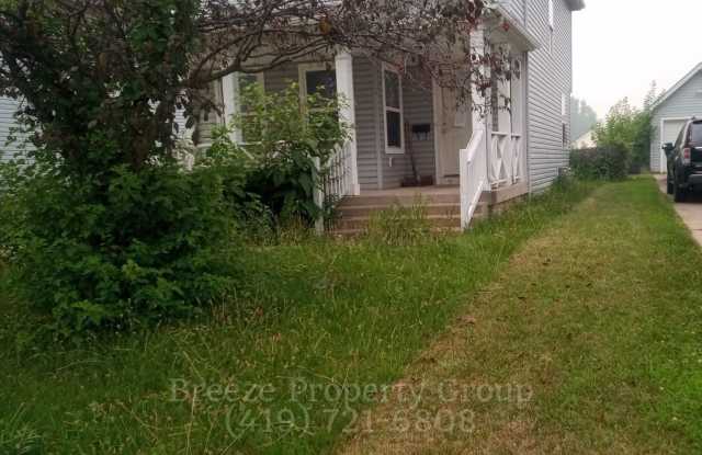 Toledo property for rent - 3049 Ontario St Gallery 3