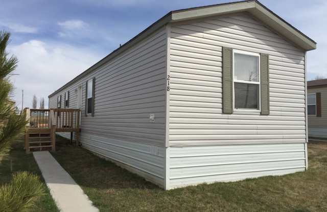 Single Family home for Rent - 218 2nd Street Southwest, Belfield, ND 58622