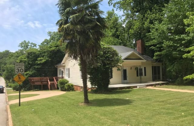 301 Springdale - 301 Springdale Drive, LaGrange, GA 30240