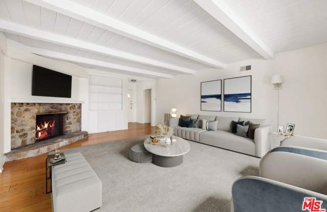 2120 Linda Flora Dr Gallery 3