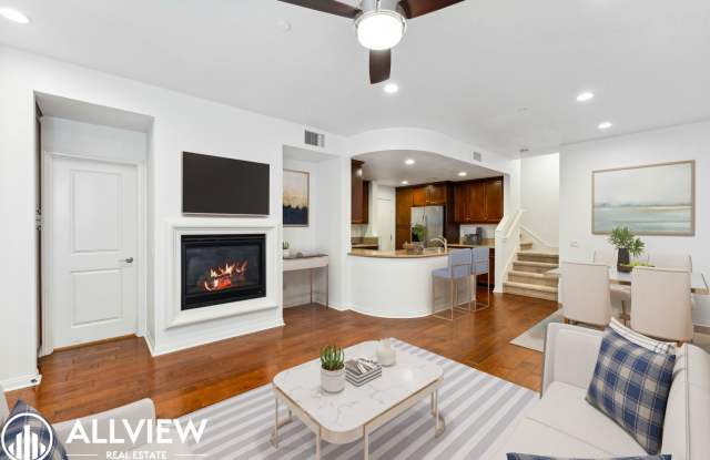 Modern 2 Bed, 2.5 Bath Townhome Available in Aliso Viejo! - 37 Beacon Way, Aliso Viejo, CA 92656