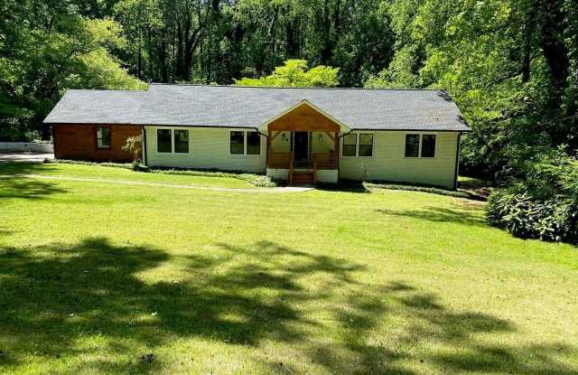 2800 Duke of Gloucester Street photos photos