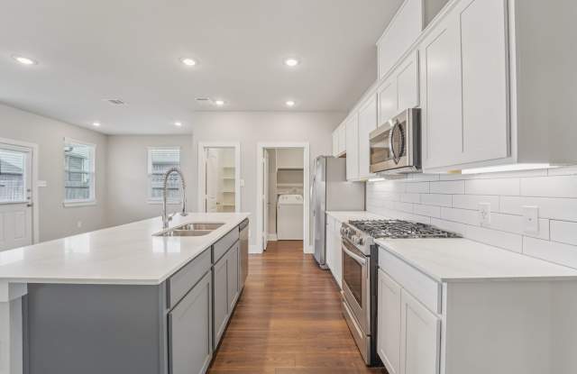 The Maple – Single-Story Sophistication with Room to Live photos photos