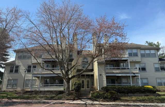 103 Claridge Court unit: 5 photos photos