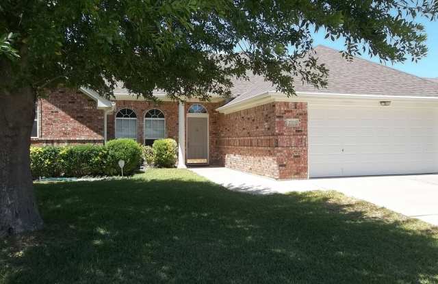 4 BEDROOM, CONVENIENT LOCATION photos photos