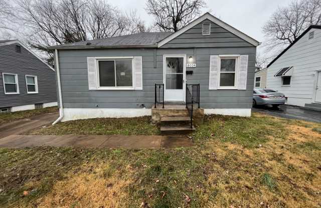 Renovated Two Bedroom One Bath Coming Available Soon! photos photos