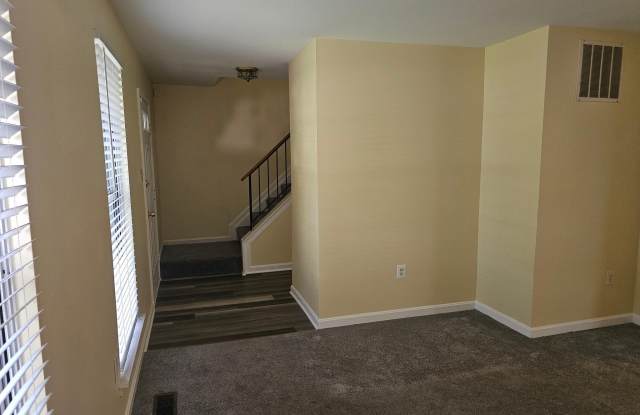 10800 SUGAR MAPLE Terrace Gallery 3