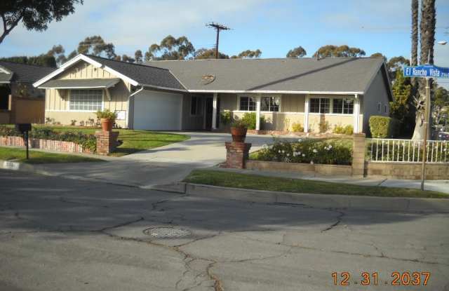 2301 El Rancho Gallery 2