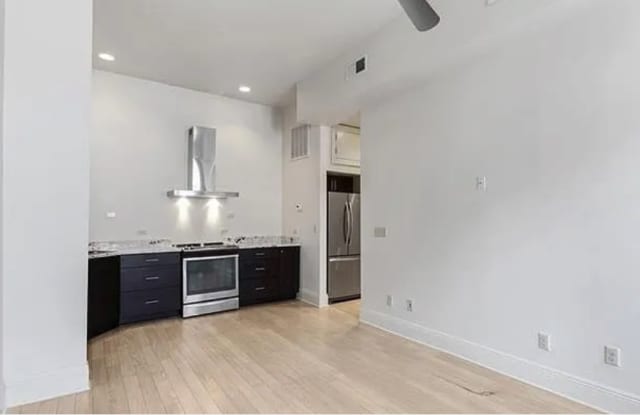 317 Exchange Pl Gallery 3