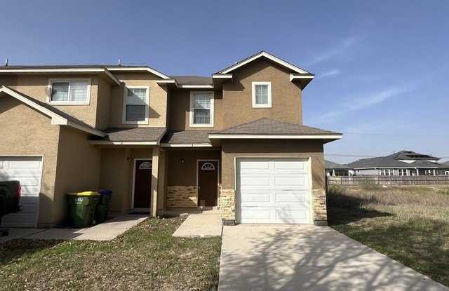 16801 SHOWDOWN PATH - 16801 Showdown Path, Selma, TX 78154