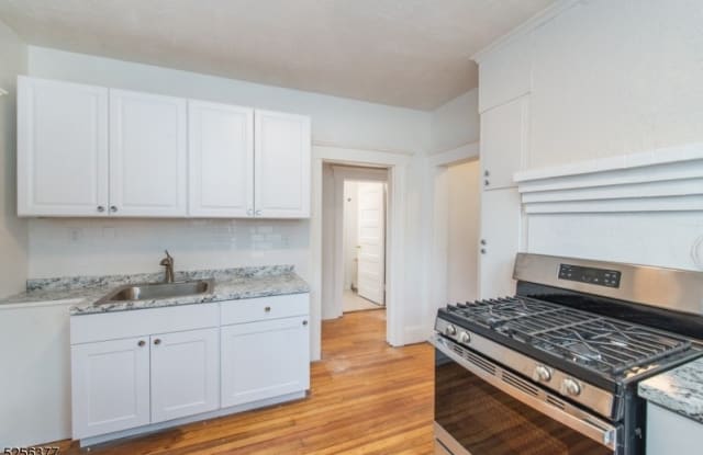90 Maple St - 90 Maple Street, West Orange, NJ 07052
