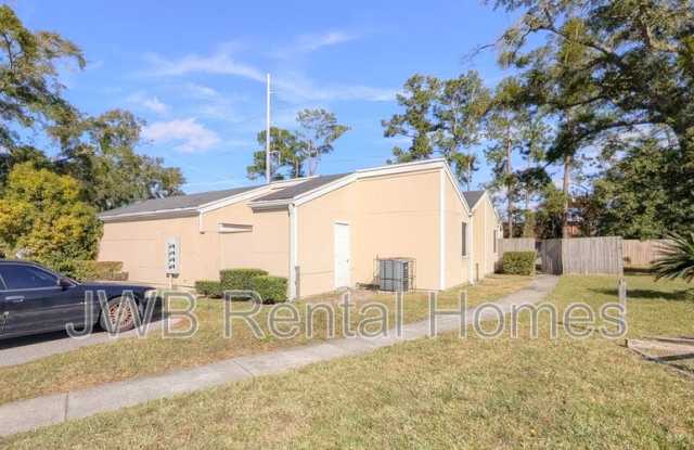 8121 San Jose Manor Dr E #4 photos photos