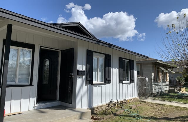 5746 Kester Avenue - 5746 Kester Avenue, Los Angeles, CA 91411