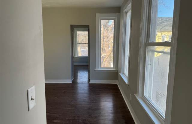 83 Sachem St Apt 2R Gallery 2