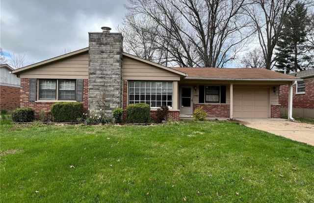 1565 ZURICH DRIVE | FLORISSANT 63031 photos photos