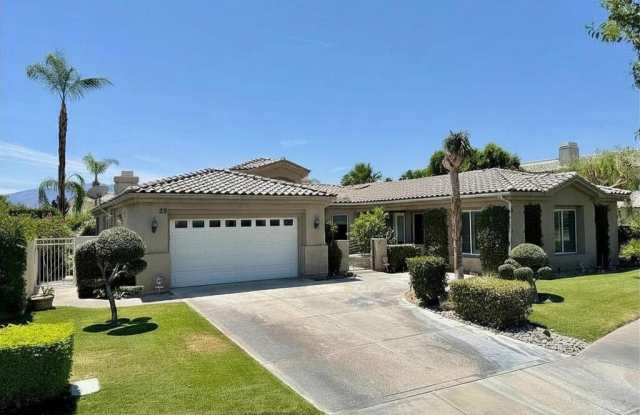 25 Buckingham Way photos photos