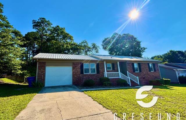 Charming 3 BR for Rent in Jack Britt School District Gallery 3