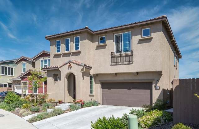 Immaculate single owner home in Natomas w/generous open layout photos photos