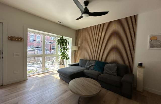 639 North Lawndale Avenue photos photos