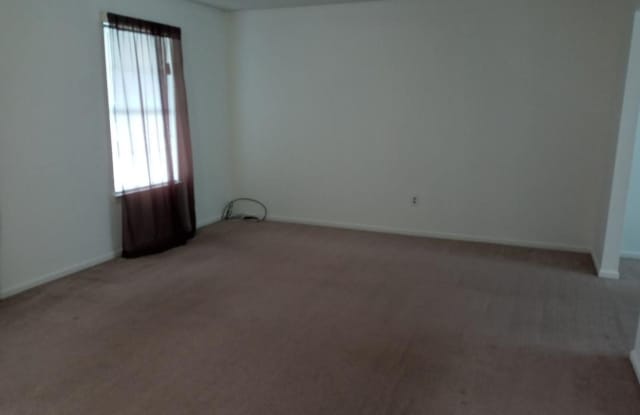 1205 Andrew Dr Gallery 3
