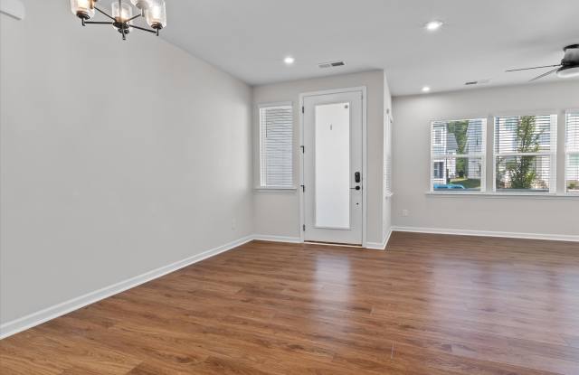 131 Berkeley Ave Gallery 4