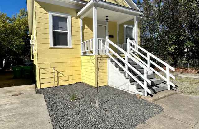 **Summer 2027 - Reserve Now** Great House in Downtown Chico Gallery 3