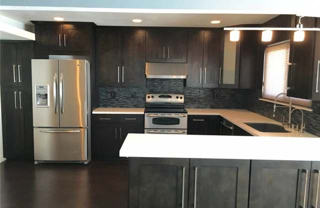 28408 Ridgecroft Court Gallery 4