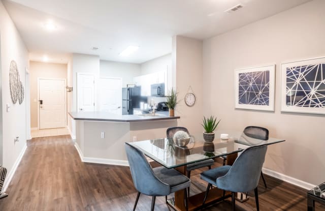 One Rocky Ridge Apartment Homes Gallery 3