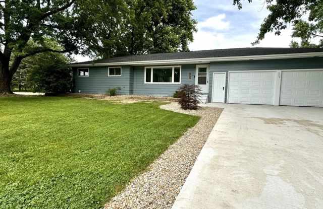 6-8 months fully furnished 4-bedroom, 1.5 bathroom photos photos
