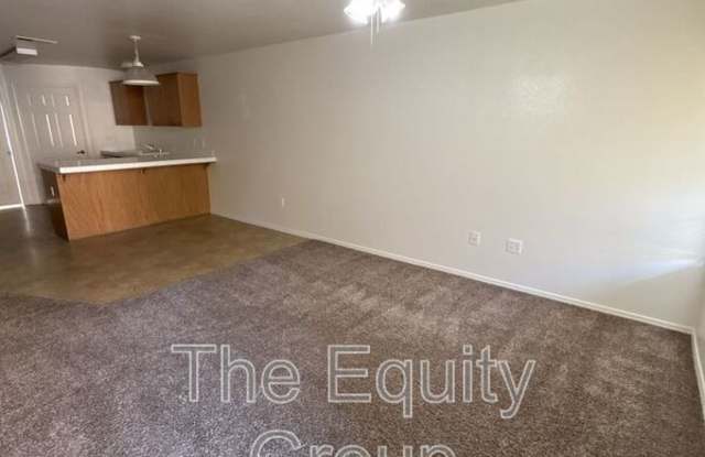 4329 West Walnut Avenue Gallery 2