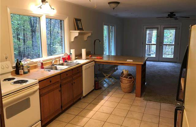 5413 Stonemill Road Gallery 3