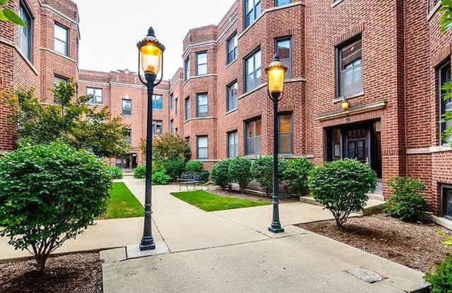 903 W Cornelia Avenue photos photos