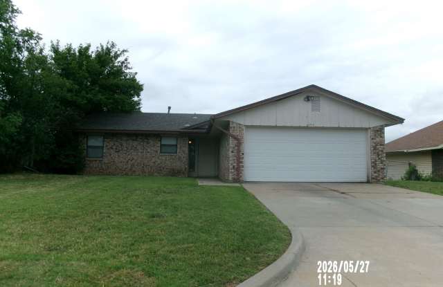 Now Available for Rent – Beautifully Updated Home In Lee West Estates! photos photos